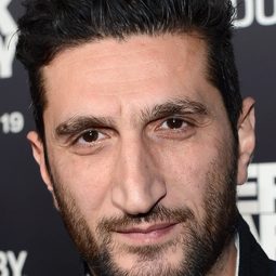 法瑞斯·法瑞斯 飾演 Hafez el-Assad