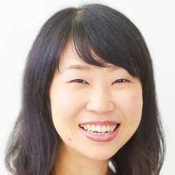 佐々木優子 飾演 Mari Mutō (voice)
