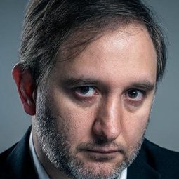 Daniel Chamorro - 阿克拉拉爾演員 飾演Surgeon