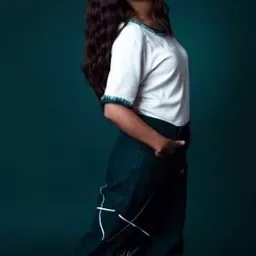 妮迪亞·波梅侯 飾演 Gabriela