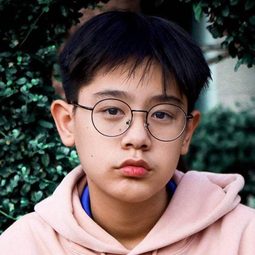 Inthanon Seangsiripaisarn - 介乎榴槤與山竹的詩意演員 飾演Gun