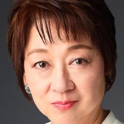 塚本景子 飾演 (voice)