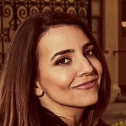 Rachel Ramras 飾演 Lola Bunny