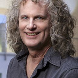 Steve Rucker - Bee Gees: 比吉斯 / 只有今夜演唱會 One Night Only演員 飾演Self - Drums