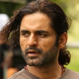 羅伊特·胡格拉 - Sardaarji 2導演