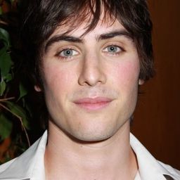 Edmund Entin 飾演 BC #2