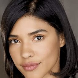 Lisseth Chavez 飾演 Haley Cooper