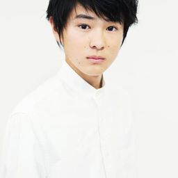 Ayumu Mochizuki 飾演 Mirai Takatsuki