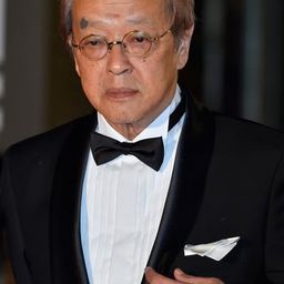 大森 一樹 - 軍火導演