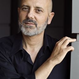 Martino Duane - 創業虛擬夢演員 飾演Ministro