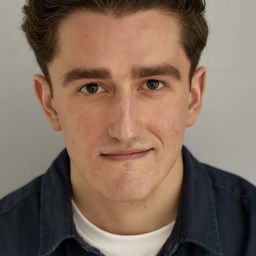 Zachary Branch 飾演 Danny