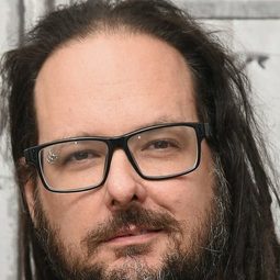 Jonathan Davis 飾演 Self