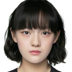 陳文淇 飾演 