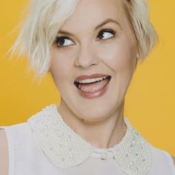 Kim Gatewood 飾演 Keri