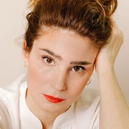 瓦蕾莉雅·博圖切利 飾演 María Vázquez