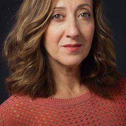 Lina Mira - The Hold-Up演員 飾演Vanessa