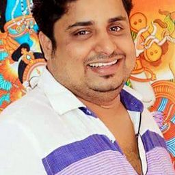 Nirmal Palazhi 飾演 Chandy