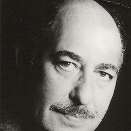 Alfred Marks 飾演 Richard Rowland