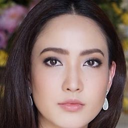 娜塔玻提米露克 飾演 Chompoo