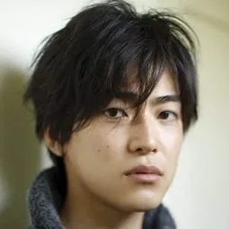 大東 駿介 飾演 Natsuki Oomi