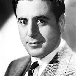 George Givot 飾演 Nick Patros