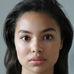 潔西卡·蘇拉 飾演 Marcia