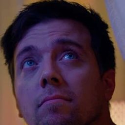 胡利安·祖奇 飾演 Guille