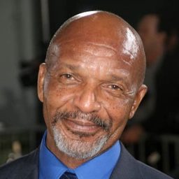 亨利·G·桑德斯 飾演 Pop Boudreaux