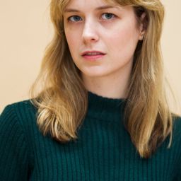 Lauren A. Kennedy 飾演 Bonnie Raines