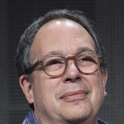 Mark Gordon 飾演 Himself