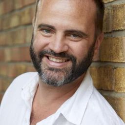 Laurent Maria - 白天的我，夜裡的他演員 飾演Carlo