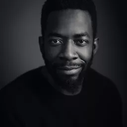 Martial Batchamen Tchana - 誰可以這樣愛我演員 飾演Guardian