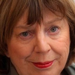 Ann Overstall Comfort - 歇斯底裏演員 飾演Mrs. Huddleston