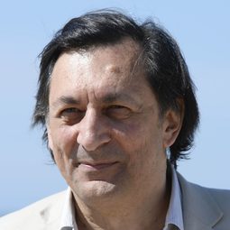 Serge Riaboukine 飾演 Serguei