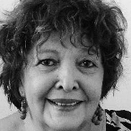 Conceição Senna 飾演 Self