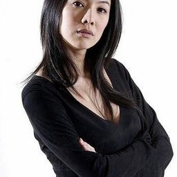 楊淇 飾演 Pao-li's mom