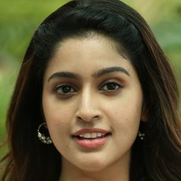 Tanya Ravichandran 飾演 Jhanvi