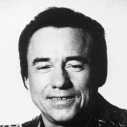 Earl Scruggs 飾演 Self (archive footage)