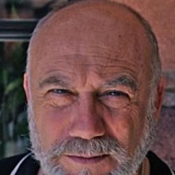 Joan Massotkleiner 飾演 