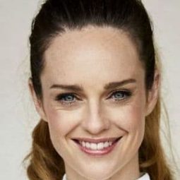 Penny McNamee - 非禮勿視演員 飾演Melissa