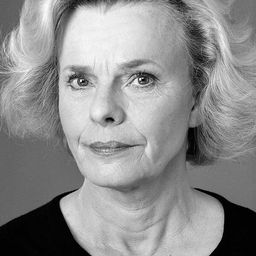 瑪麗·格蘭松 飾演 