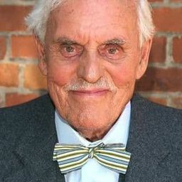 Klaus Höhne 飾演 Herr Hubert