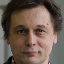 Vadim Gladyshev 飾演 Self