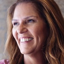 Patrícia Andrade - 頭號女毒梟編劇