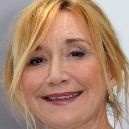 Marie-Anne Chazel 飾演 Prune