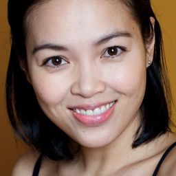 Khanh Doan 飾演 Massage Client #2