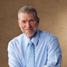 Ken Ham 飾演 Self