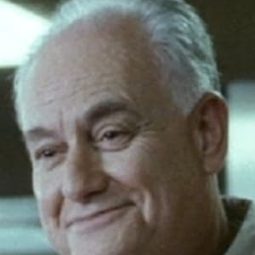 Frank Ertl - 花園裡的螢火蟲演員 飾演Morgan Duncan