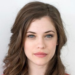 潔西卡·德古維 - 戰慄糖果屋演員 飾演Young Witch