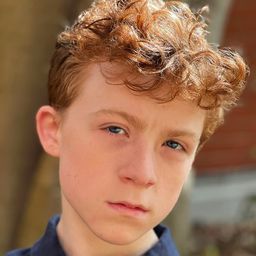 George Holahan-Cantwell 飾演 Hopp